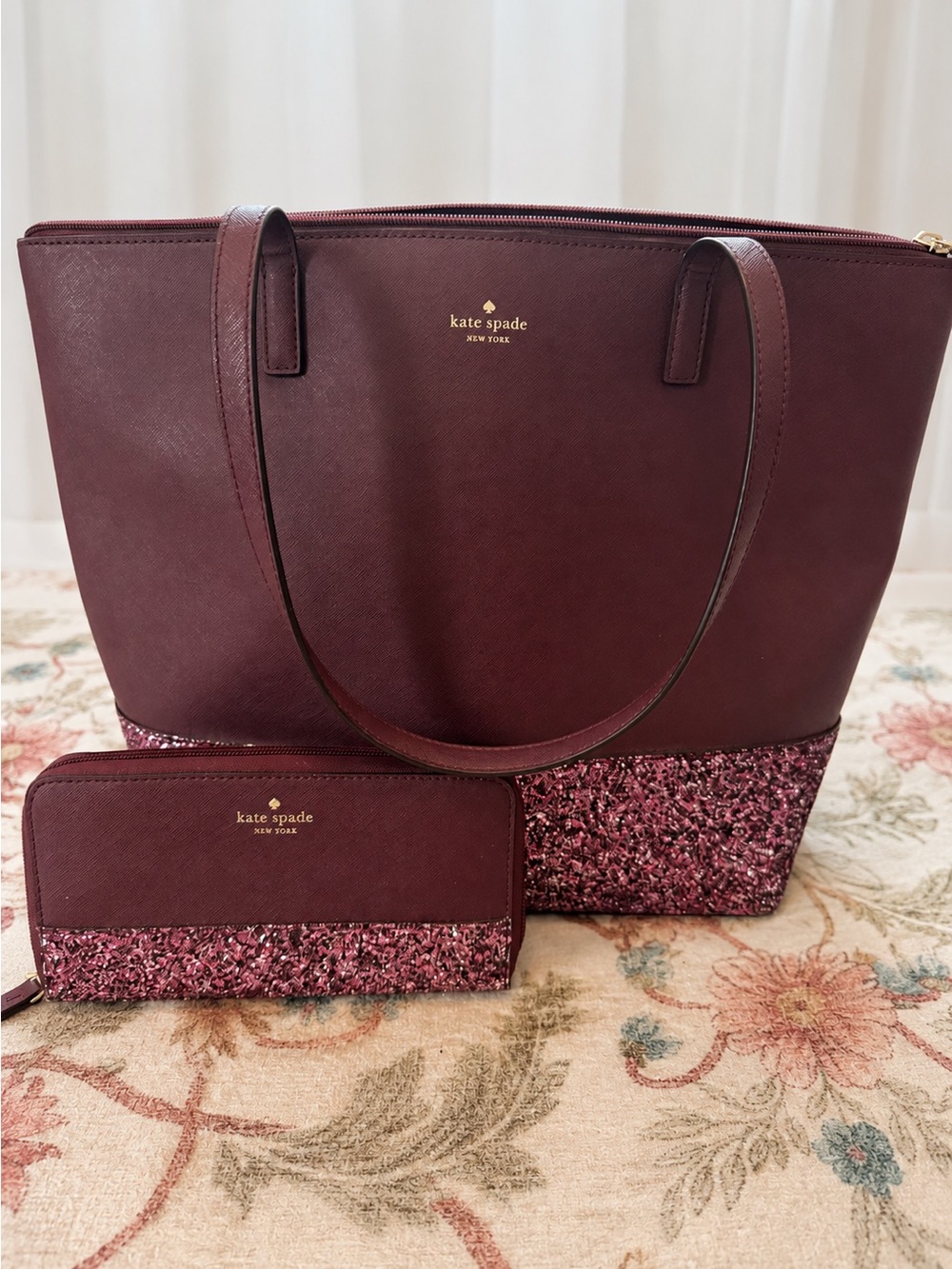 Kate Spade Greta Court Cherrywood Tote Bag/Matching Wallet – Glitter Bottom Set